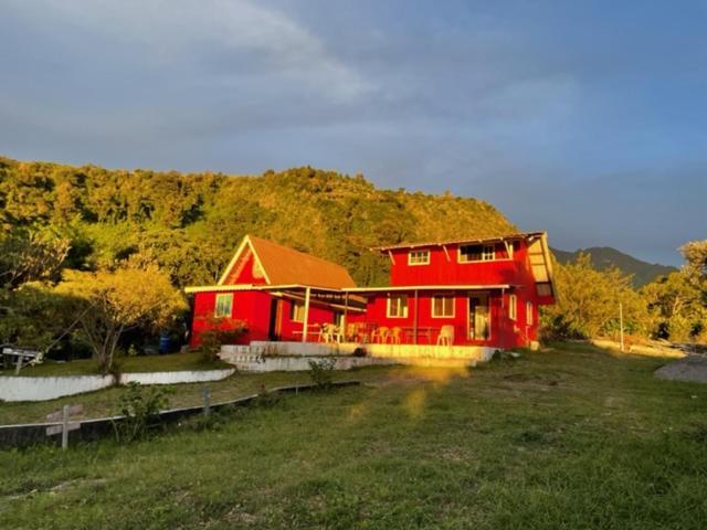Cabañas Mountain View Volcán Exterior foto